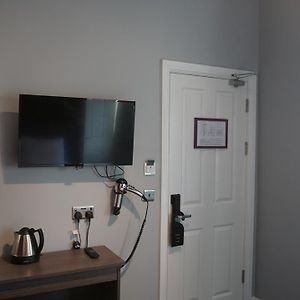 Single Room Shower